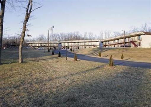 фото отеля Econo Lodge Inn & Suites White Haven