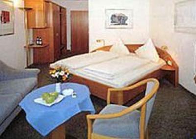 фото отеля Stadthotel Weinsberg