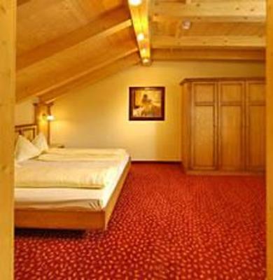 фото отеля Hotel Schrotteralm & Almschlossl Obertauern