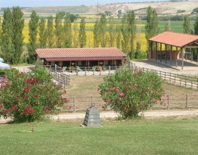 фото отеля Casale Farnesiana B&B