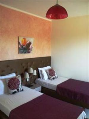 фото отеля Cretan Family Apartments