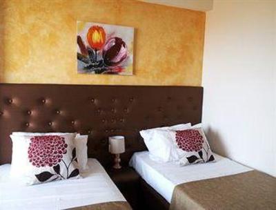 фото отеля Cretan Family Apartments