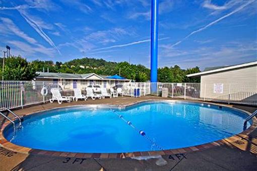 фото отеля Motel 6 Charleston West Cross Lanes