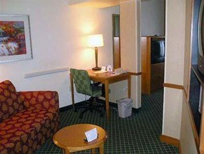 фото отеля Comfort Inn & Suites Camden