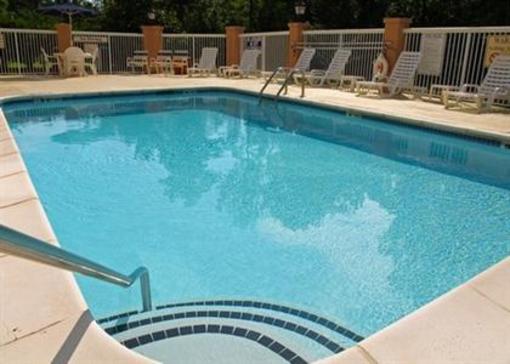 фото отеля Comfort Inn & Suites Camden