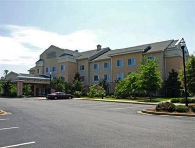 фото отеля Comfort Inn & Suites Camden