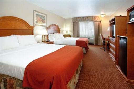 фото отеля Holiday Inn Express Alliance