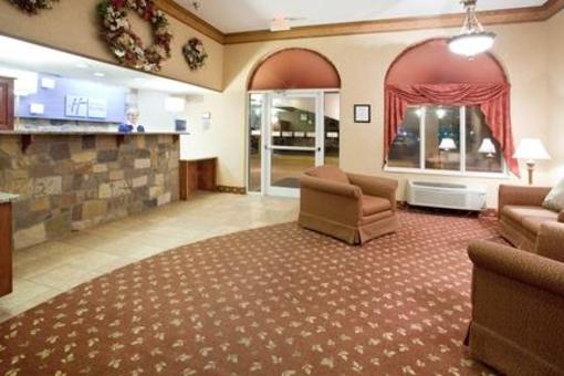 фото отеля Holiday Inn Express Alliance