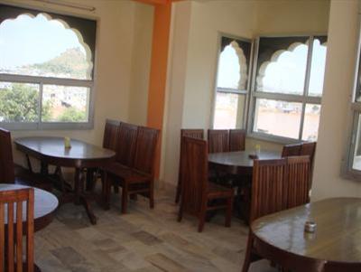 фото отеля Pushkar Lake Palace