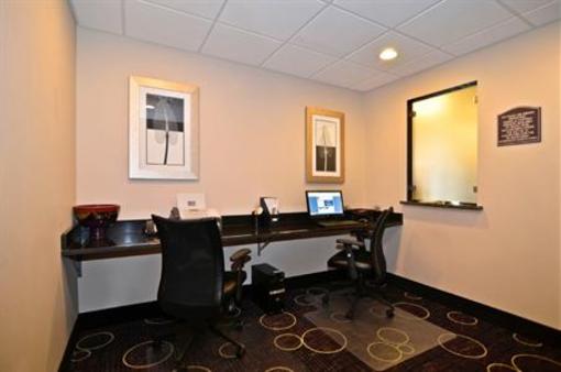 фото отеля Best Western Plover Hotel & Conference Center