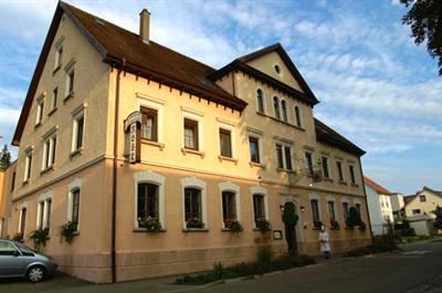 фото отеля Landgasthof & Flair Hotel Zur Rose Ehingen