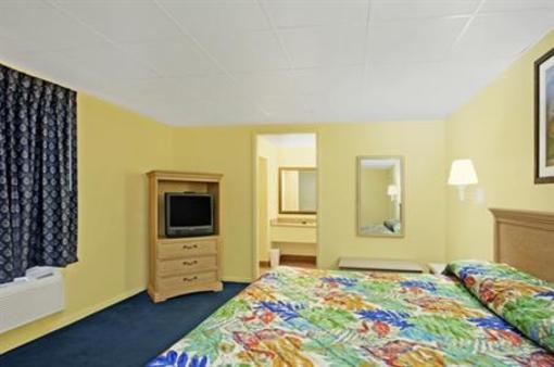 фото отеля Americas Best Value Inn Tavares