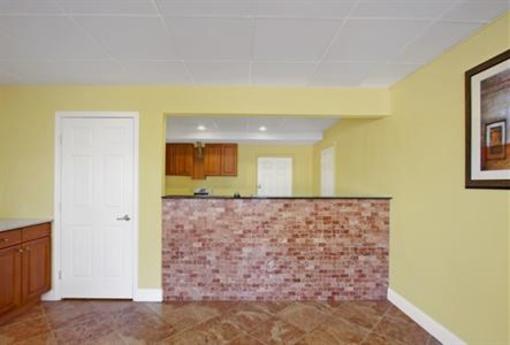 фото отеля Americas Best Value Inn Tavares