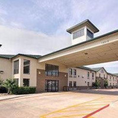 фото отеля Days Inn and Suites Madison Heights