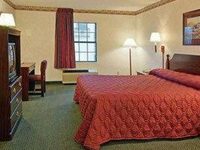 Days Inn and Suites Madison Heights