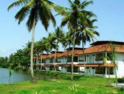 фото отеля Manor Backwater Resort Kumarakom