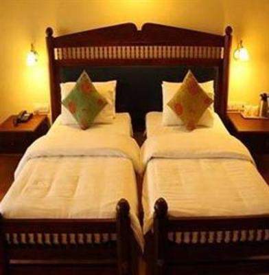 фото отеля Manor Backwater Resort Kumarakom