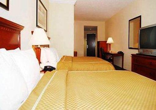 фото отеля Comfort Suites Cincinnati Airport