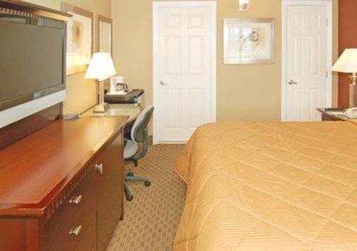 фото отеля Comfort Inn Near Hollywood Walk of Fame