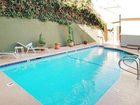 фото отеля Comfort Inn Near Hollywood Walk of Fame