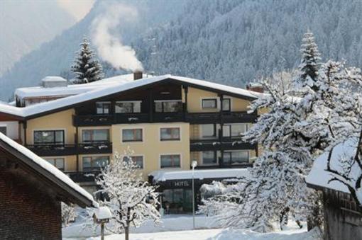 фото отеля Naturhotel Taleu Bürserberg