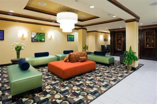 фото отеля Holiday Inn Express Atmore