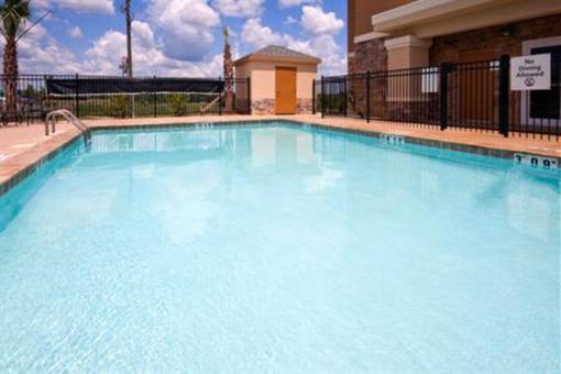 фото отеля Holiday Inn Express Atmore