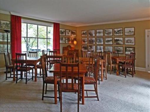 фото отеля Ruby Lodge at Spring Lake Woods