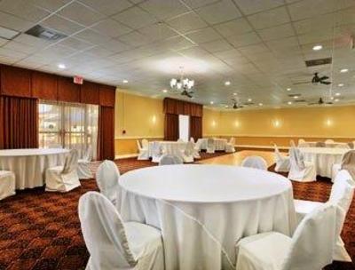 фото отеля Days Inn Orlando Airport Florida Mall
