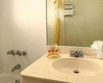фото отеля Days Inn Miami Beach