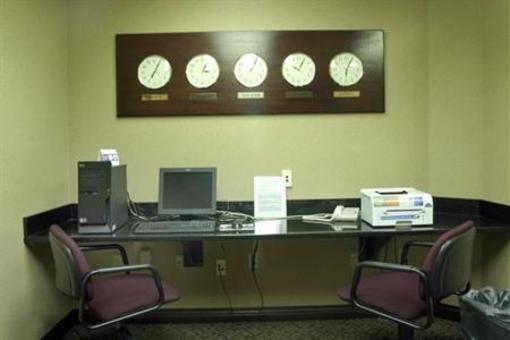 фото отеля Holiday Inn Somerset-Bridgewater