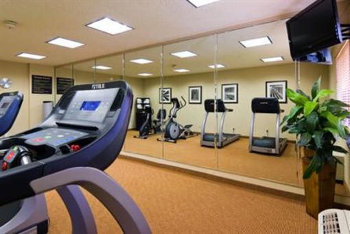 фото отеля Holiday Inn Express & Suites Kendall East Miami