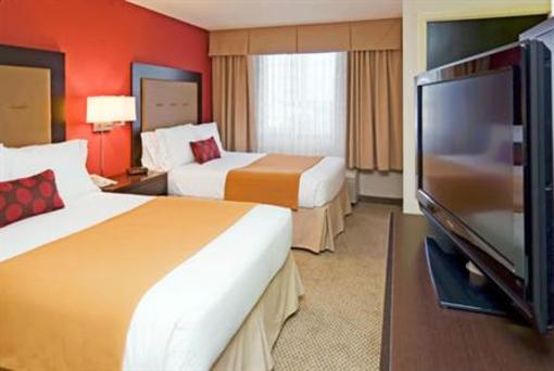фото отеля Holiday Inn Express & Suites Kendall East Miami