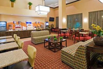 фото отеля Holiday Inn Express & Suites Kendall East Miami