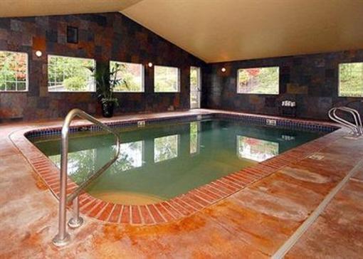 фото отеля Comfort Inn and SuitesTualatin