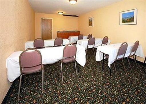 фото отеля Comfort Inn and SuitesTualatin