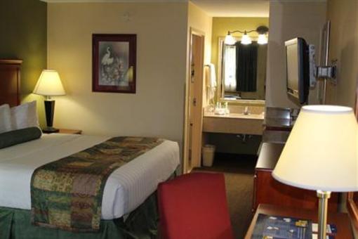 фото отеля BEST WESTERN Plus Celebration Inn & Suites
