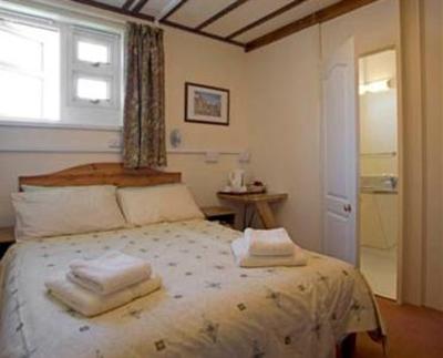 фото отеля Oakwood Bed and Breakfast Heathrow