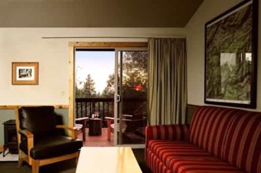 фото отеля Evergreen Lodge at Yosemite