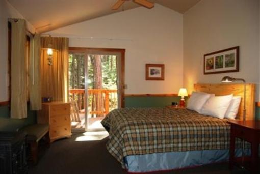 фото отеля Evergreen Lodge at Yosemite