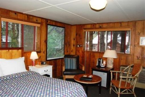 фото отеля Evergreen Lodge at Yosemite