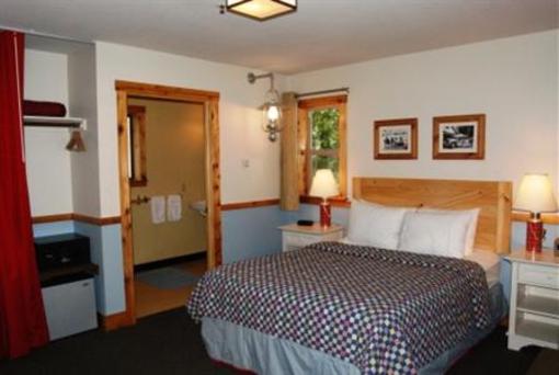 фото отеля Evergreen Lodge at Yosemite