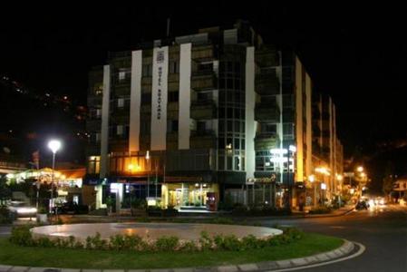 фото отеля Bravamar Hotel