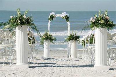 фото отеля Doubletree Beach Resort Tampa Bay / North Redington Beach