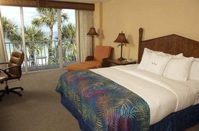 фото отеля Doubletree Beach Resort Tampa Bay / North Redington Beach