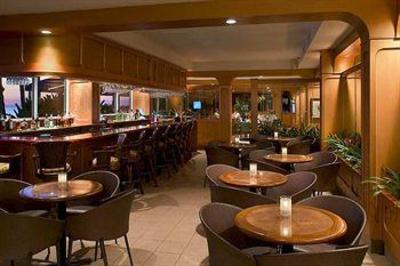 фото отеля Doubletree Beach Resort Tampa Bay / North Redington Beach