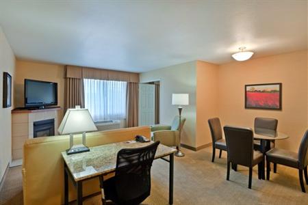 фото отеля Holiday Inn Express Hotel & Suites Pullman