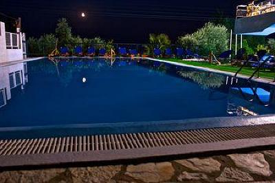 фото отеля Karina Hotel