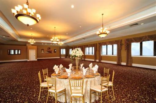 фото отеля The Brown Hotel