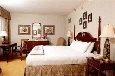 фото отеля The Brown Hotel